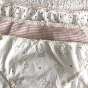 Brandy Melville Underwear Bundle